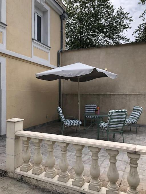 10 Minutes De Apartment