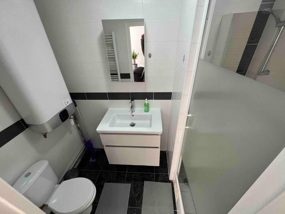 Apartment 10 Minutes De Chessy (Seine-et-Marne)